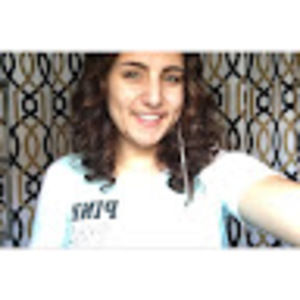 Meet your Posher, Alexis